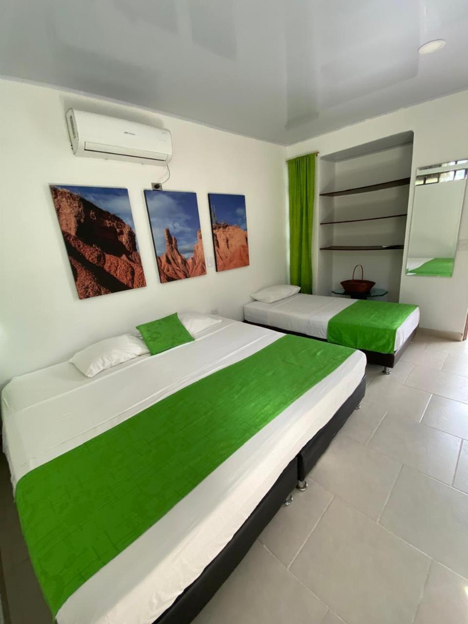Hotel Sol Del Desierto Villavieja Buitenkant foto