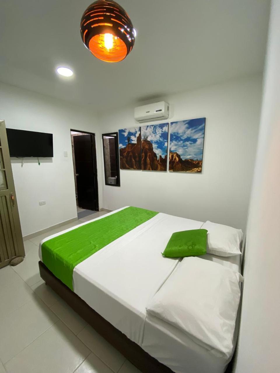 Hotel Sol Del Desierto Villavieja Buitenkant foto